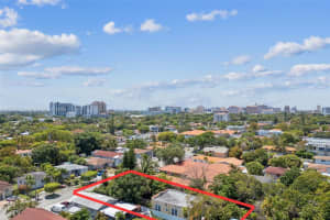 2953 Sw 17th St, Miami