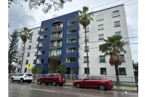 546 Sw 1st St 610, Miami