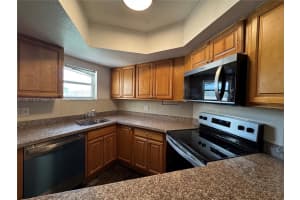 8323 Lake Dr 401 Doral, FL 33166 - MLS#A11781115