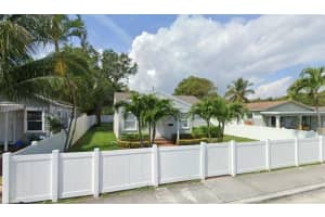 405 S D St, Lake Worth Beach, FL 33460, Sold 07/14/25