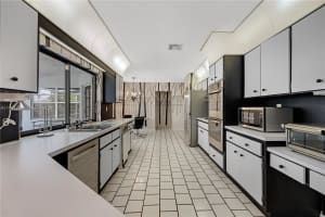 9091 NW 12th St, Plantation, FL 33322, Sold 06/04/25