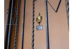 702 NW 87th Ave, Miami, FL 33172, Sold 06/06/25