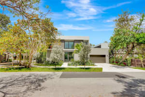 2851 W Trade Ave, Miami