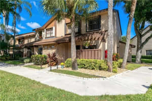 3950 Cocoplum Cir F, Coconut Creek, FL 33063 - MLS#A11781343