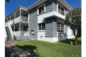 1065 97th St 1a, Bay Harbor Islands