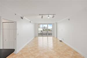 325 S Biscayne Blvd #1214, Miami, FL 33131, - MLS#A11781565