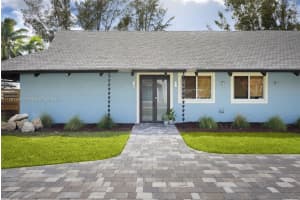 5840 SW 73rd Ave, Miami, FL 33143, Sold 07/03/25