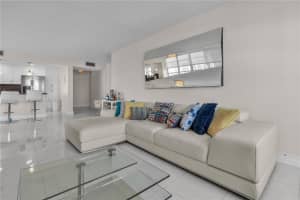 2780 NE 183rd St APT 1517, Aventura, FL 33160, - MLS#A11781662