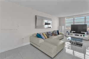 2780 NE 183rd St APT 1517, Aventura, FL 33160, - MLS#A11781662