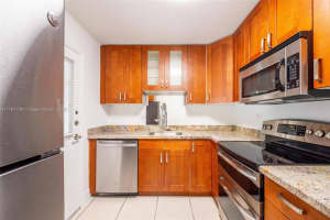 7715 SW 86th St, Miami, FL 33143, Sold 06/06/25
