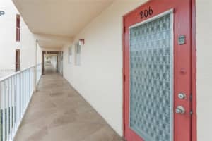 1020 Country Club Dr APT 206, Margate, FL 33063, - MLS#A11781779