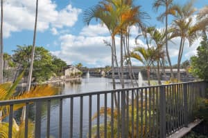8385 Rednock Ln, Miami Lakes, FL 33016, Sold 06/17/25