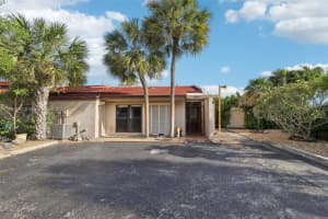 8385 Rednock Ln, Miami Lakes, FL 33016, Sold 06/17/25
