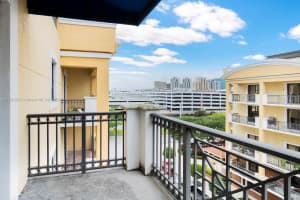 8390 SW 72nd Ave, Miami, FL 33143, Sold 08/18/25