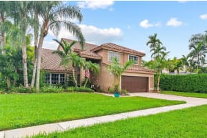 19313 Nw 11th St, Pembroke Pines