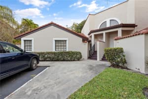 9239 Sunrise Blvd, Plantation, FL 33322, Sold 07/09/25