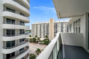 5601 Collins Ave APT 1014, Miami Beach, FL 33140, Sold 09/03/25