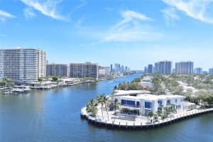 121 Golden Isles Dr 803, Hallandale Beach