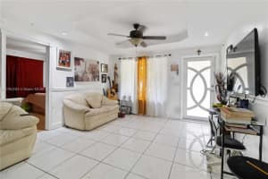 6328 Garfield St, Hollywood, FL 33024, - MLS#A11782263