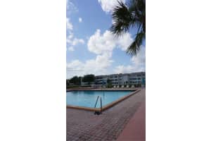 8280 Sunrise Lakes Blvd 205, Sunrise