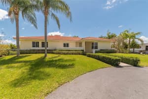8330 SW 176th St, Palmetto Bay, FL 33157, - MLS#A11782361