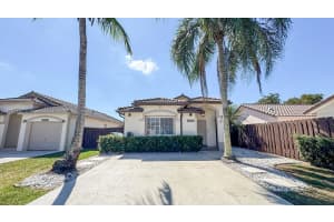 15044 Sw 142nd Ter Miami, FL 33196 - MLS#A11782462