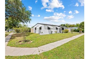 7501 Lincoln St, Hollywood, FL 33024, Sold 09/03/25