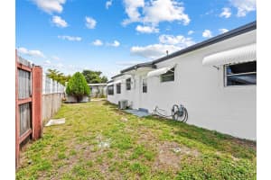 7501 Lincoln St, Hollywood, FL 33024, Sold 09/03/25