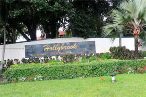 8941 S Hollybrook Blvd 203, Pembroke Pines