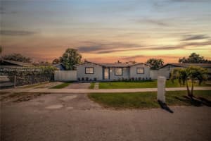 14310 SW 289th St, Homestead, FL 33033 - MLS#A11782557