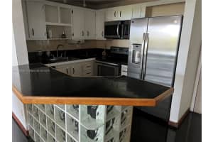 1465 NE 123rd St APT 515, North Miami, FL 33161, - MLS#A11782567