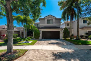 674 Conservation Dr, Weston, FL 33327, Sold 07/03/25