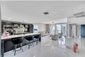 200 Biscayne Blvd Way APT 3307, Miami, FL 33131, - MLS#A11782603