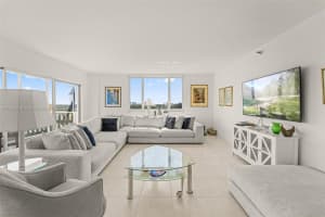 4001 Hillcrest Dr APT 1017, Hollywood, FL 33021, - MLS#A11782648