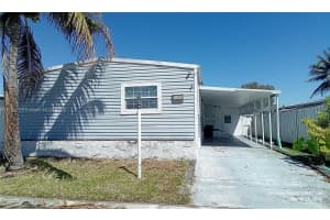 21821 S Heritage Cir, Pembroke Pines