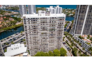 3731 N Country Club Dr APT 1927, Aventura, FL 33180, - MLS#A11782787