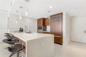 475 Brickell Ave, Miami, FL 33131, Sold 05/02/25