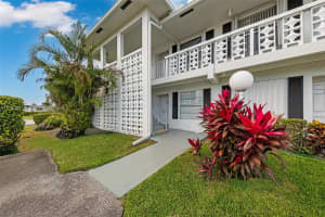 2721 Sw 13th St 201, Delray Beach