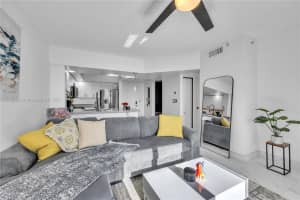 110 N Federal Hwy APT 1203, Fort Lauderdale, FL 33301, - MLS#A11782896
