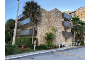 8305 SW 72nd Ave, Miami, FL 33143, Sold 06/10/25