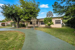 10643 NE 11th Ave, Miami Shores, FL 33138, Sold 07/07/25