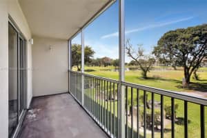 300 SW 134th Way, Pembroke Pines, FL 33027, Sold 06/17/25