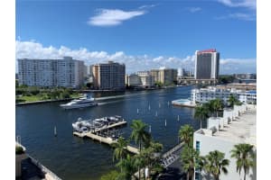 1965 S Ocean Dr 8h, Hallandale Beach
