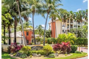 8353 Lake Dr 303, Doral, FL 33166 - MLS#A11782959