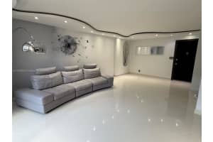 3161 S Ocean Dr 208, Hallandale Beach
