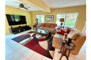 508 NW 28th Ct, Wilton Manors, FL 33311, Sold 05/13/25