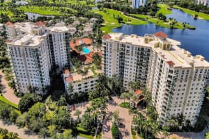 20000 E Country Club Dr, Aventura, FL 33180, Sold 05/28/25
