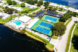 1411 Nw 90th Dr Plantation, FL 33322 - MLS#A11783128