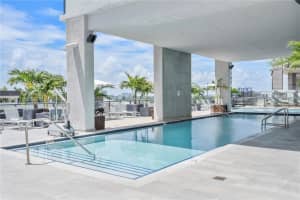 239 Sw 9th St 1704, Miami