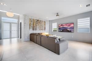 10135 NW 77th St, Doral, FL 33178, - MLS#A11783289